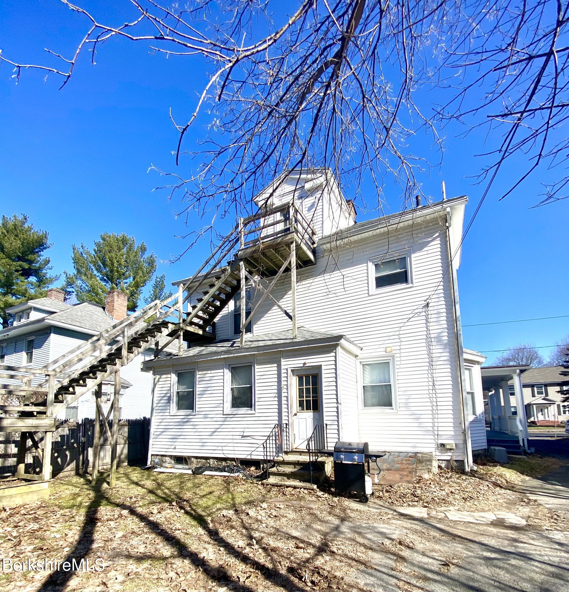17 Buel Street Pittsfield, MA 01201 - Photo 2 of 6 IMG-2088