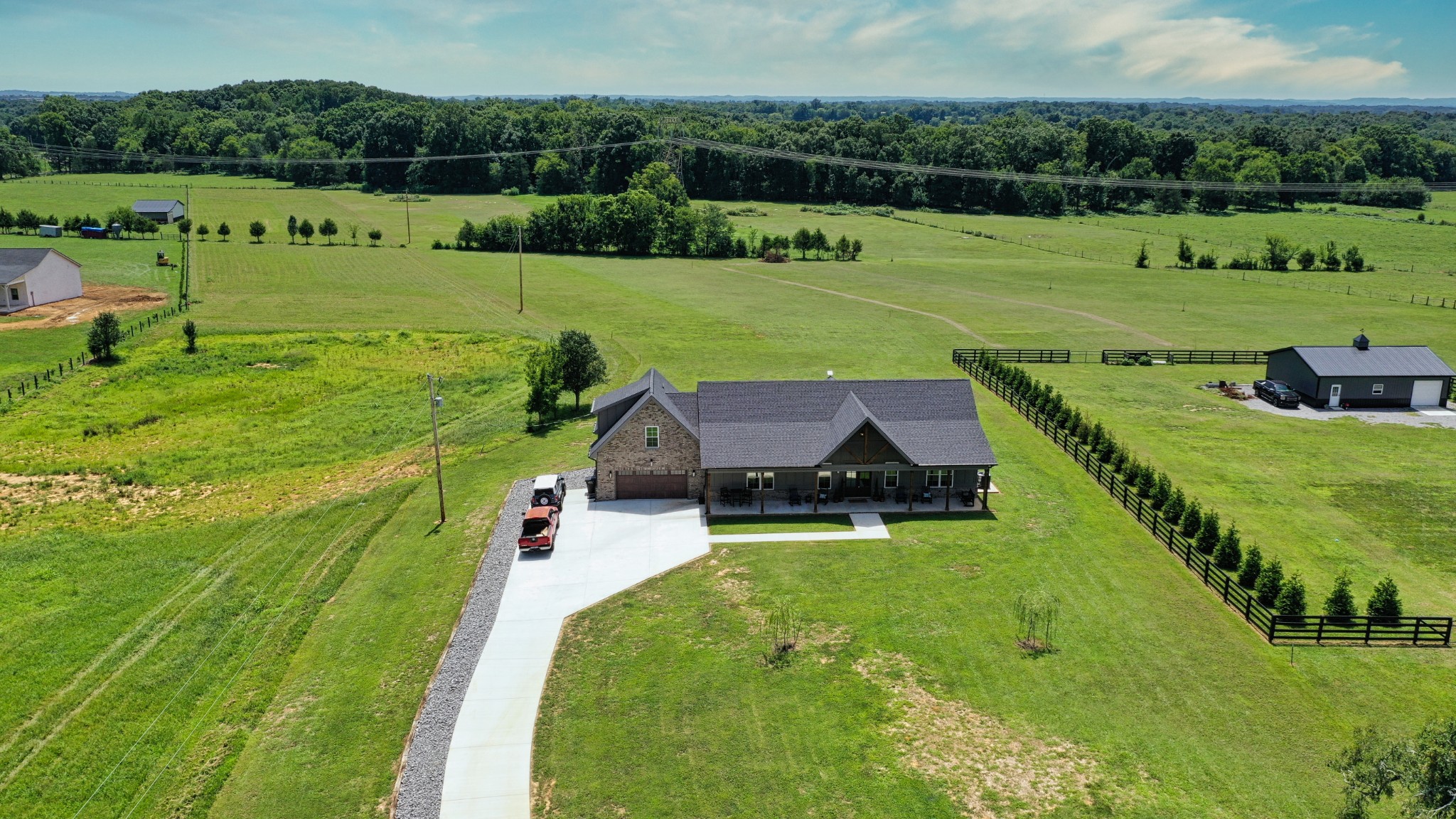 237 Burns Road Shelbyville, TN 37160 - Photo 5 of 30 Gallery Image 5