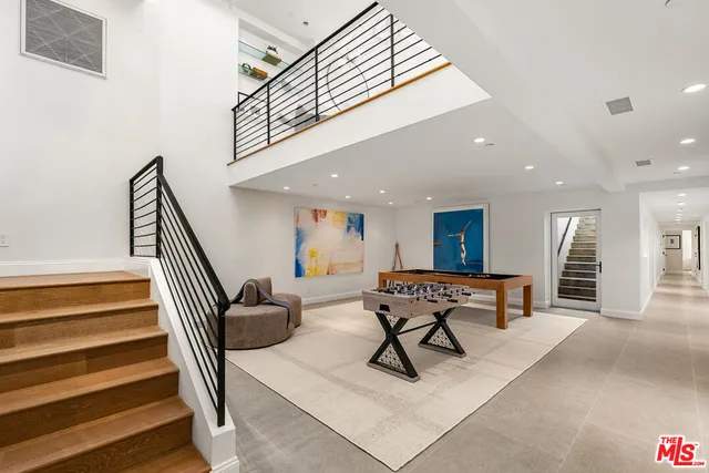 $4,790,000 | 530 North Alta Vista Boulevard, Los Angeles, CA 90036