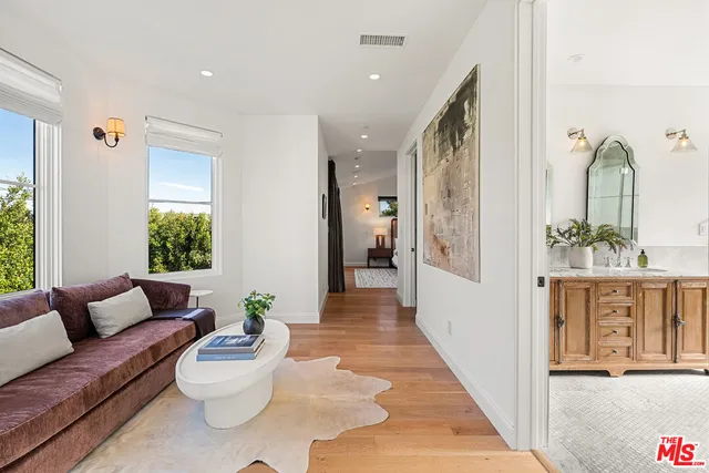 $4,790,000 | 530 North Alta Vista Boulevard, Los Angeles, CA 90036