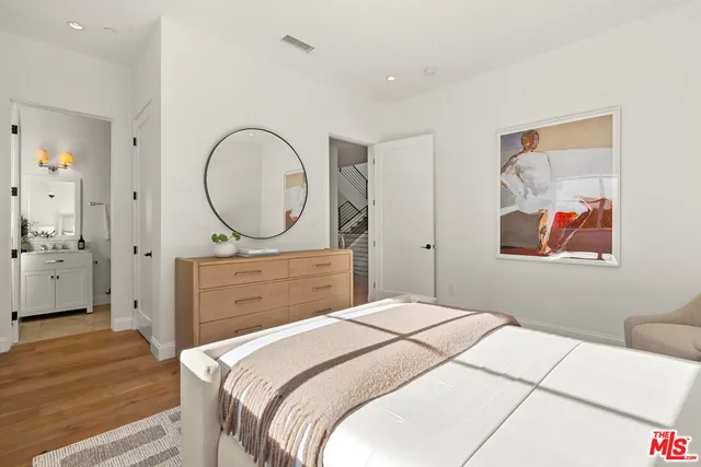 $4,790,000 | 530 North Alta Vista Boulevard, Los Angeles, CA 90036