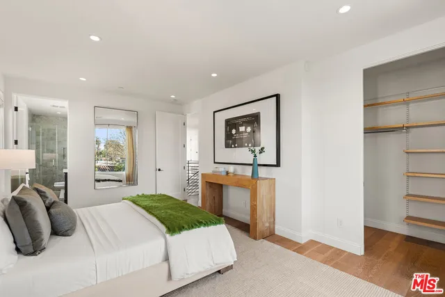 $4,790,000 | 530 North Alta Vista Boulevard, Los Angeles, CA 90036