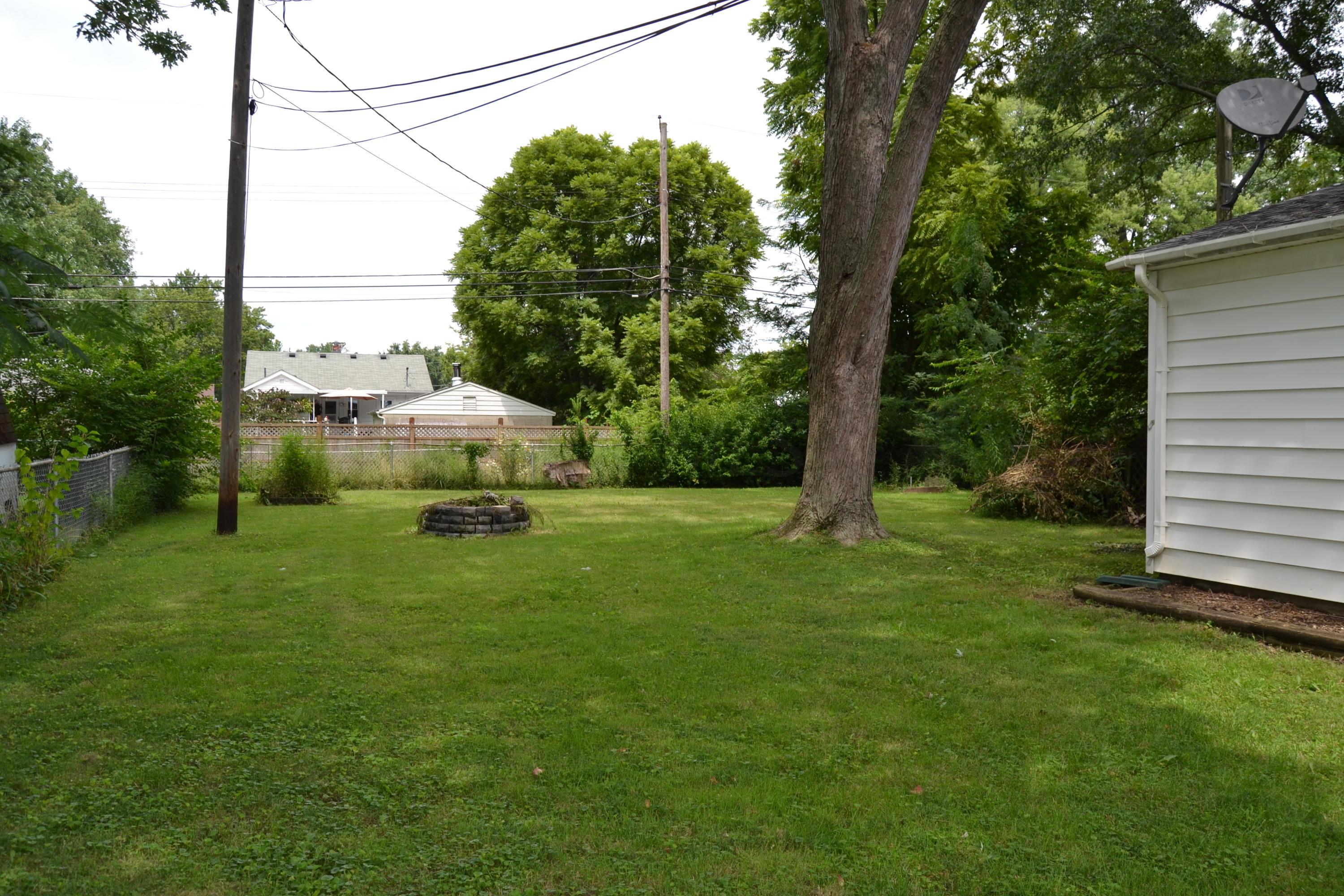 2094 Case Road Columbus, OH 43224 - Photo 27 of 31