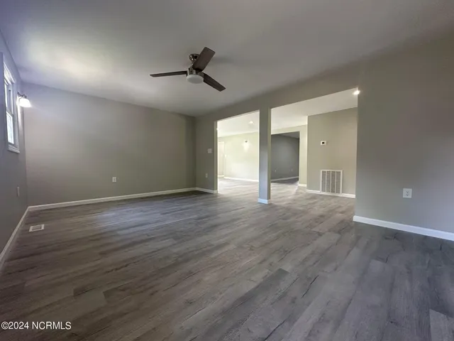 $1,901 | 607 New River Drive, Jacksonville, NC 28540