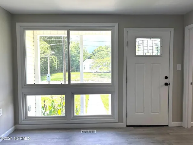 $1,901 | 607 New River Drive, Jacksonville, NC 28540