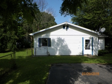 2417 East Purdue Road Muncie, IN 47303 - Photo 1 of 15