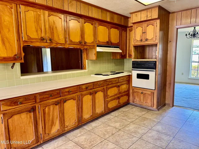 $285,000 | 124 Mansfield Drive, Natchez, MS 39120