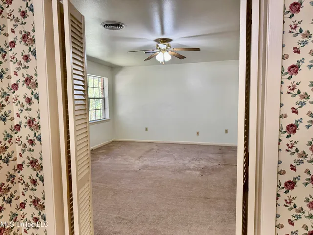 $285,000 | 124 Mansfield Drive, Natchez, MS 39120