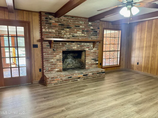 $285,000 | 124 Mansfield Drive, Natchez, MS 39120