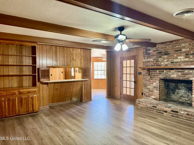 $285,000 | 124 Mansfield Drive, Natchez, MS 39120