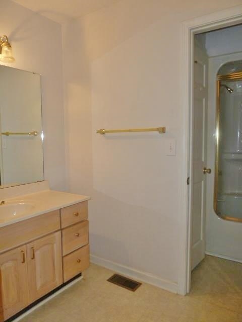 505 Springview Drive, Unit LAKE HARTWELL INTERIOR Westminster, SC 29693 - Photo 17 of 26 Gallery Image 17