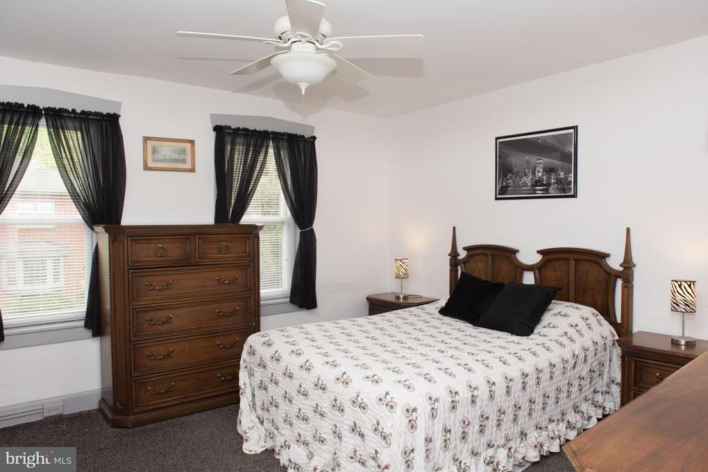 127 Market Street Lititz, PA 17543 - Photo 14 of 27