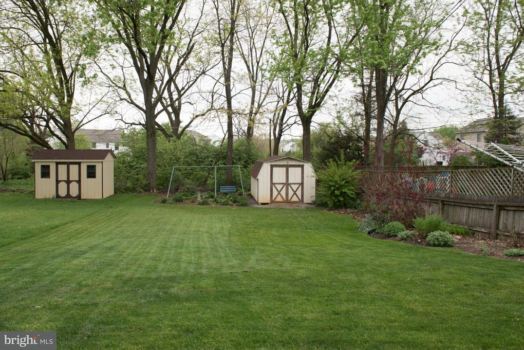 127 Market Street Lititz, PA 17543 - Photo 22 of 27