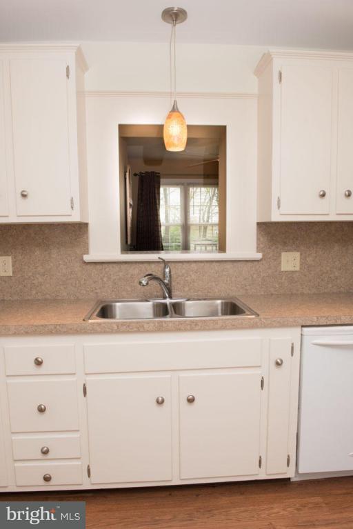 127 Market Street Lititz, PA 17543 - Photo 10 of 27