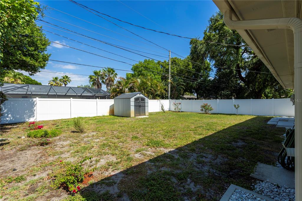 2451 Rutland Lane Clearwater, FL 33763 - Photo 42 of 45