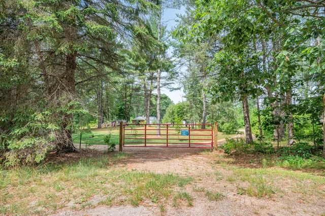 $432,000 | 8558 Monterey Drive, Evart, MI 49631