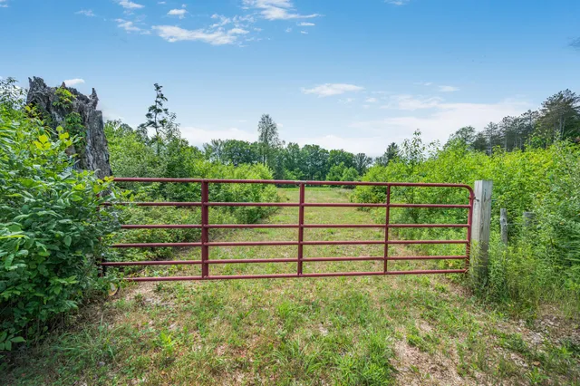 $432,000 | 8558 Monterey Drive, Evart, MI 49631