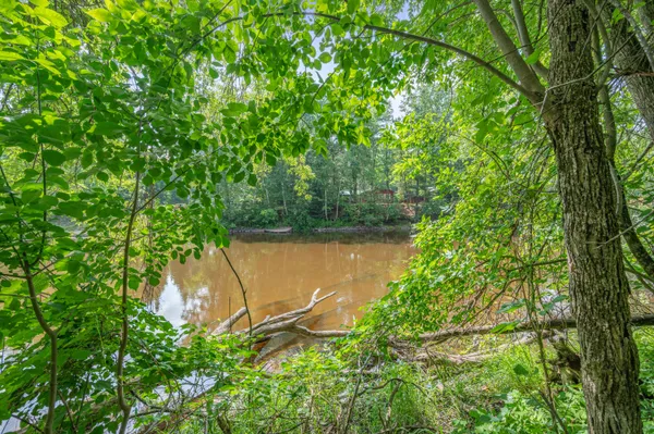 $395,000 | 8558 Monterey Drive, Evart, MI 49631