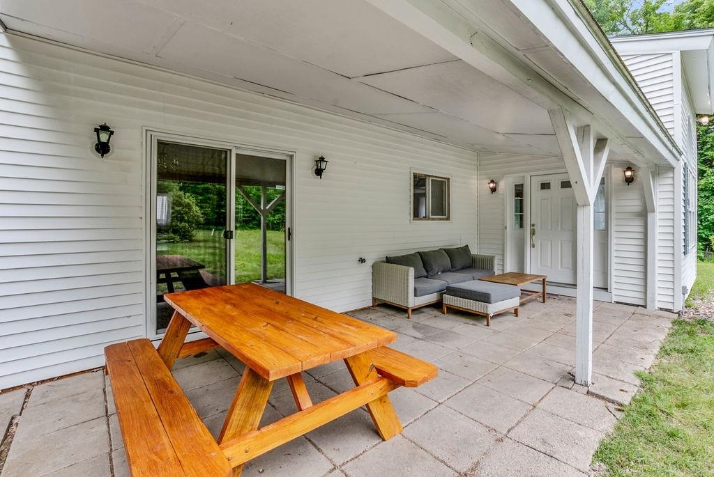 34 Robin Way Meredith, NH 03253 - Photo 13 of 32