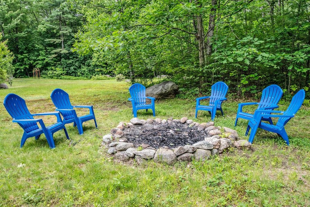 34 Robin Way Meredith, NH 03253 - Photo 4 of 32