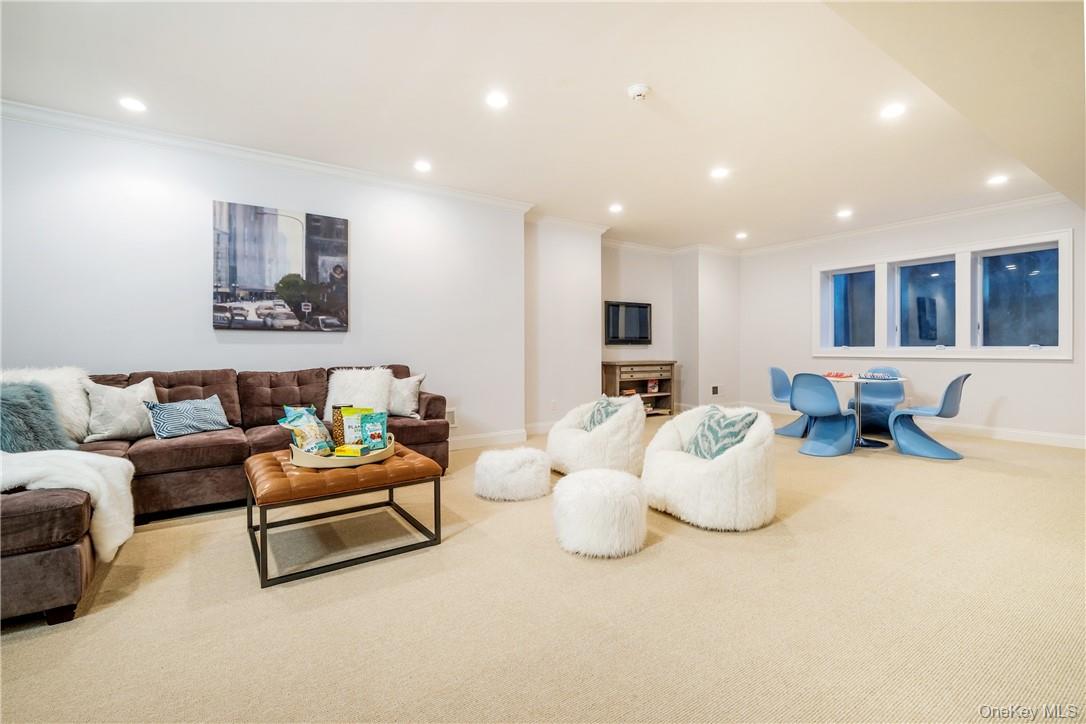 220 Central Avenue Rye, NY 10580 - Photo 20 of 24