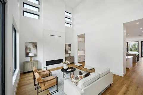 $1,695,000 | 6510 Sivley Street, Houston, TX 77055