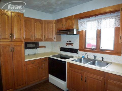 4220 North Baldwin Road Owosso, MI 48867 - Photo 3 of 11 20181523-2.JPG