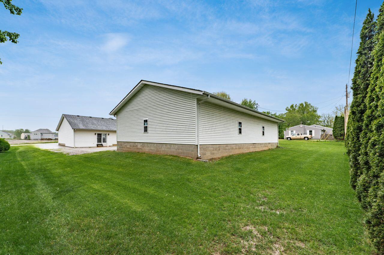 6159 Watkins Road Southwest Pataskala, OH 43062 - Photo 6 of 34