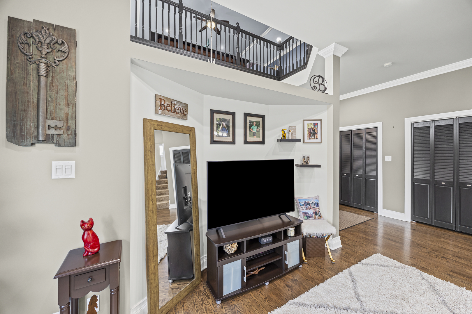 130 Elm Tree Lane Elmhurst, IL 60126 - Photo 8 of 28