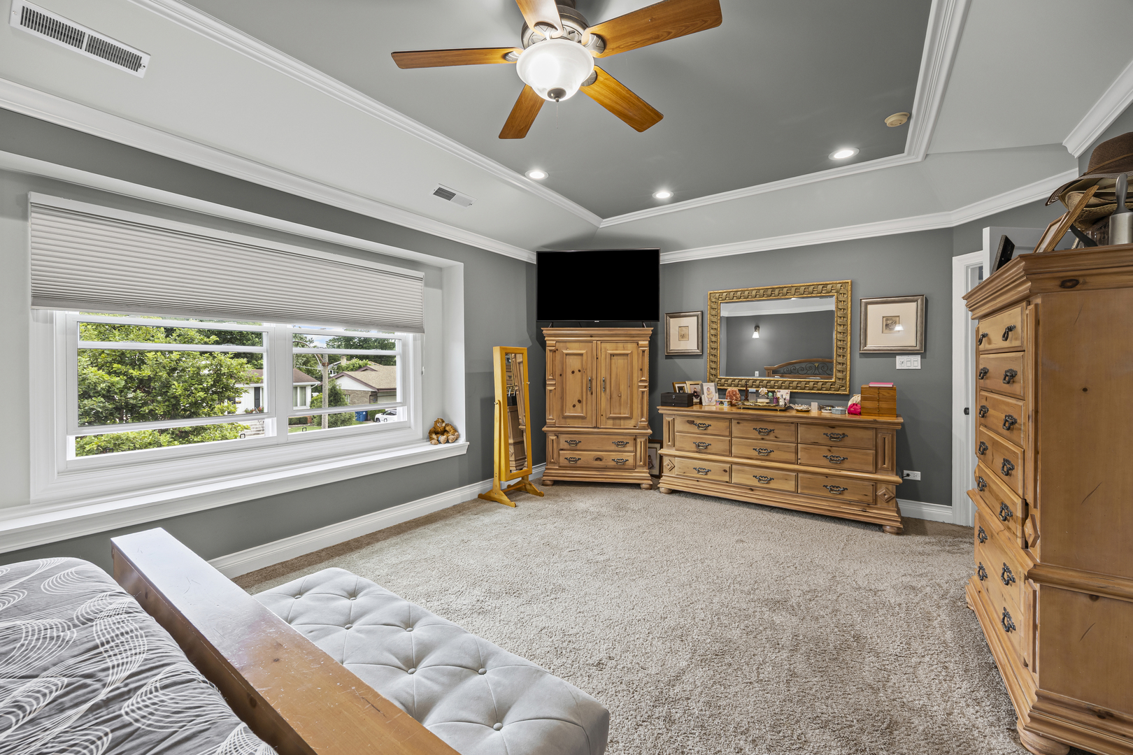 130 Elm Tree Lane Elmhurst, IL 60126 - Photo 10 of 28