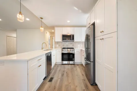 $429,900 | 5061 English Village Drive, Nashville, TN 37211