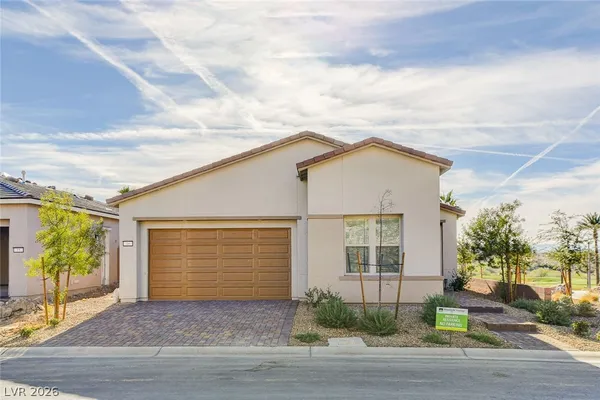 $2,850 | 19 Alta Cascata Place, Henderson, NV 89011