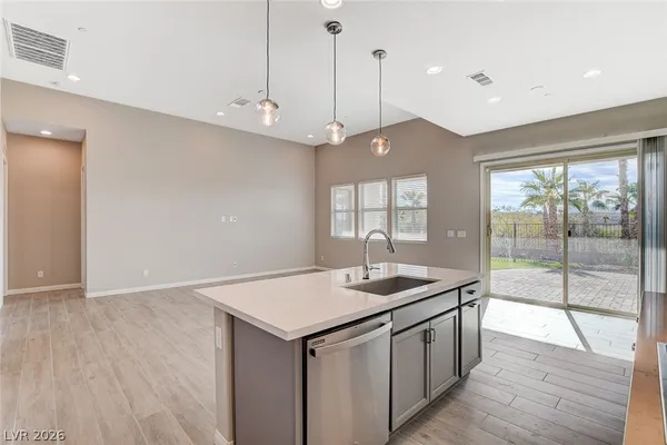 $2,850 | 19 Alta Cascata Place, Henderson, NV 89011