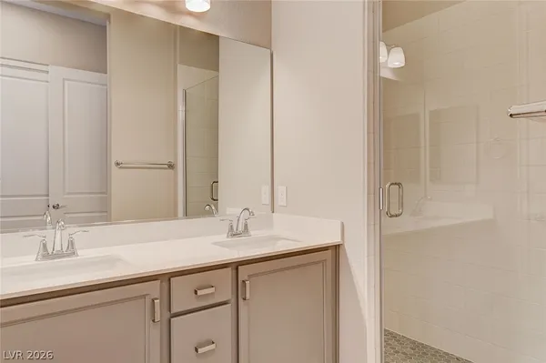 $2,850 | 19 Alta Cascata Place, Henderson, NV 89011