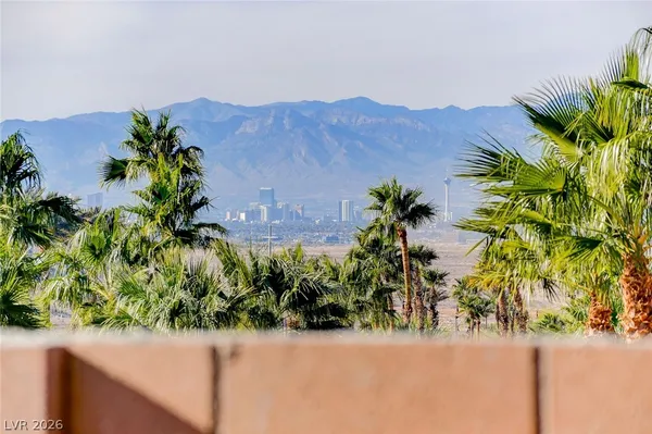 $2,850 | 19 Alta Cascata Place, Henderson, NV 89011