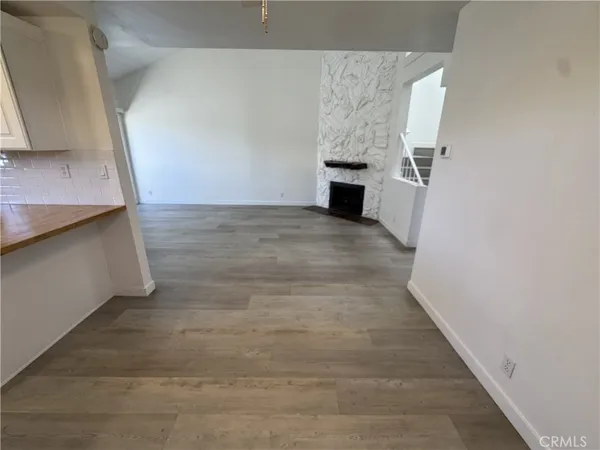 a view of entryway and hall