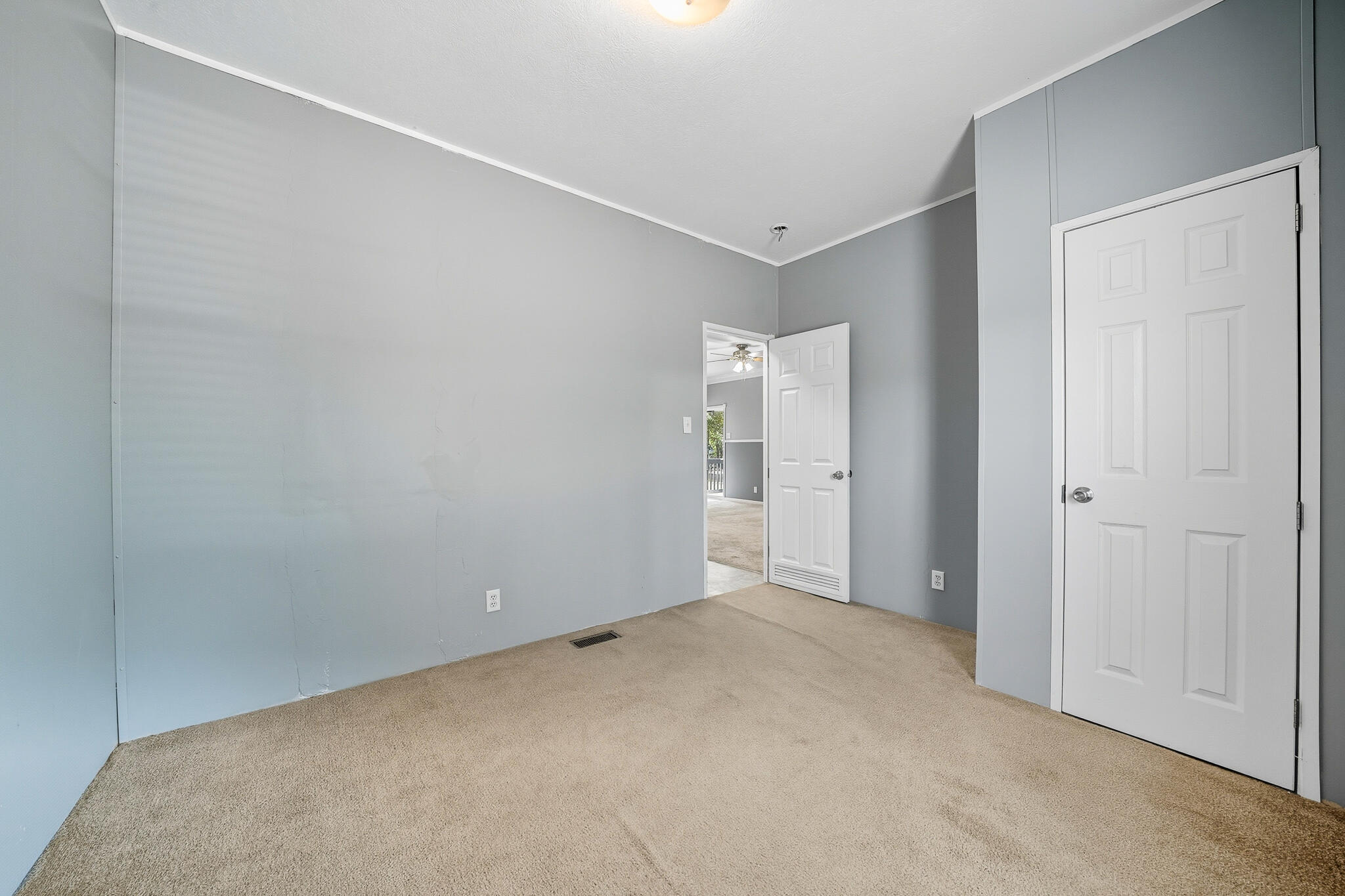 2290 Bethera Road Bonneau, SC 29431 - Photo 24 of 30 DSC07768