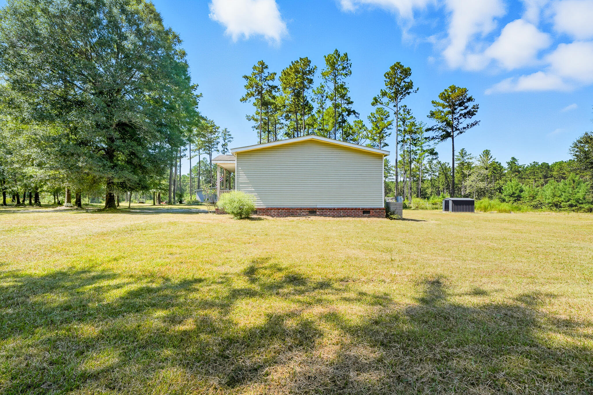2290 Bethera Road Bonneau, SC 29431 - Photo 4 of 30 DSC07663