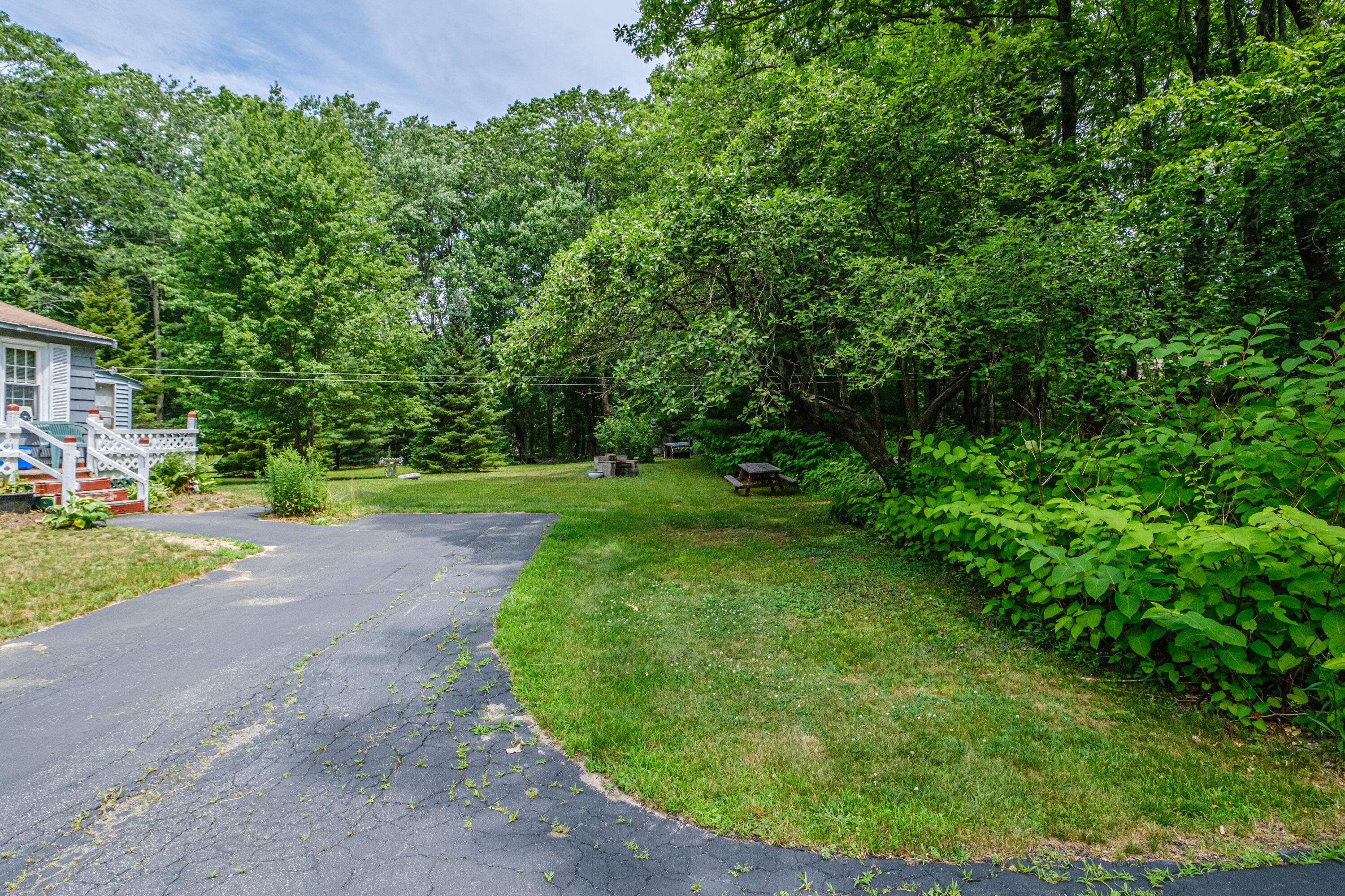143 Broadturn Road Scarborough, ME 04074 - Photo 8 of 82 Driveway