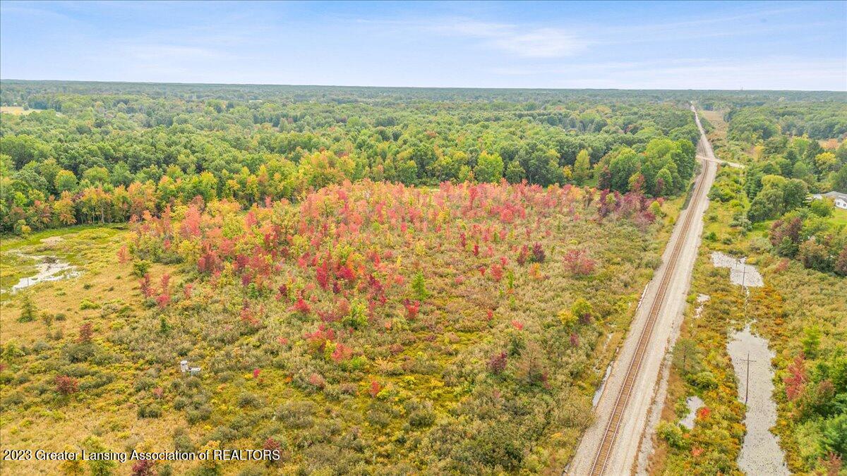 6260 Green Road Haslett, MI 48840 - Photo 33 of 39 24-Media Jett-6
