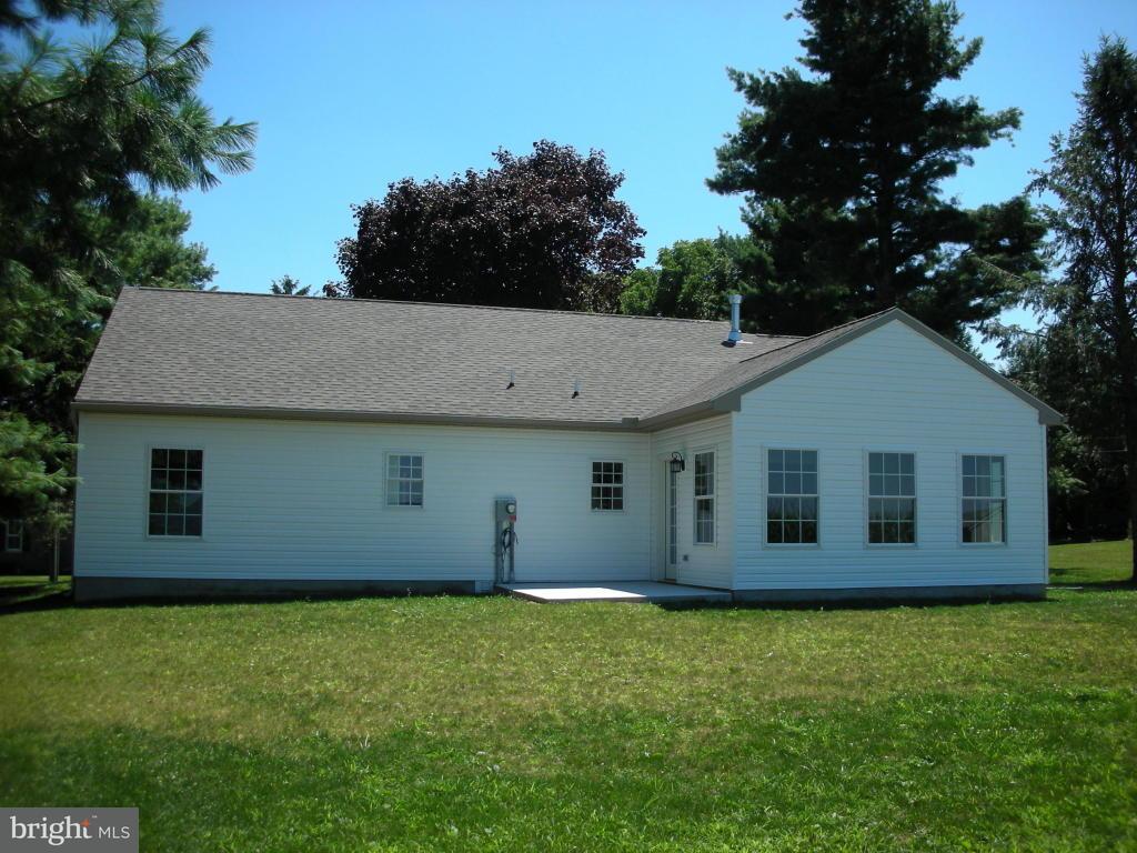 1244 Orchard Road Lititz, PA 17543 - Photo 2 of 20