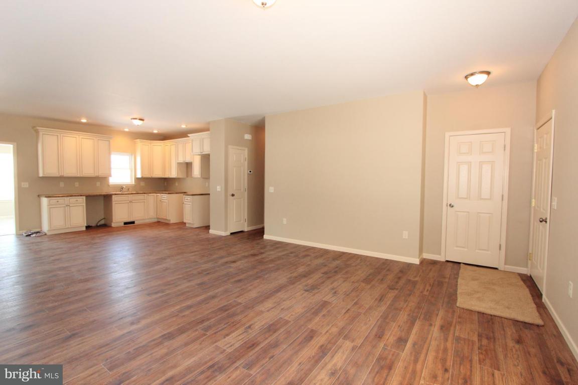 1244 Orchard Road Lititz, PA 17543 - Photo 5 of 20