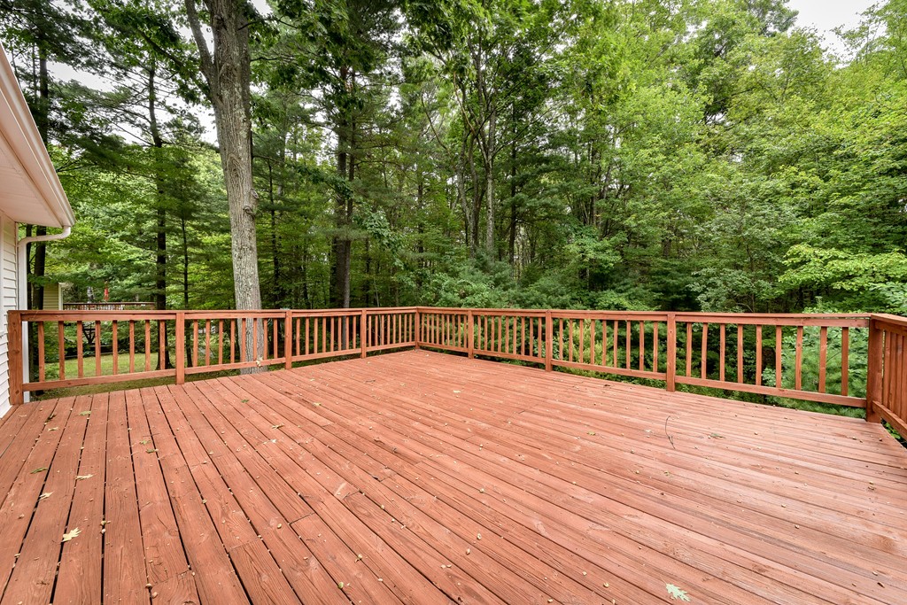 31 Ledgewood Road Framingham, MA 01701 - Photo 28 of 30 Gallery Image 28