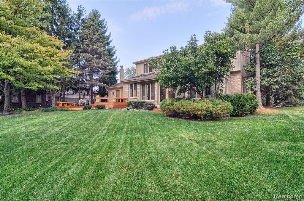 1923 Independence Court Rochester Hills, MI 48306 - Photo 38 of 43