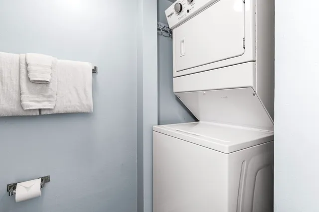 $799,000 | 77-6469 Alii Drive, Unit 202, Kailua-Kona, HI 96740