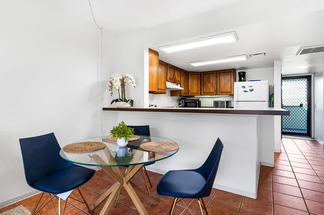 $799,000 | 77-6469 Alii Drive, Unit 202, Kailua-Kona, HI 96740