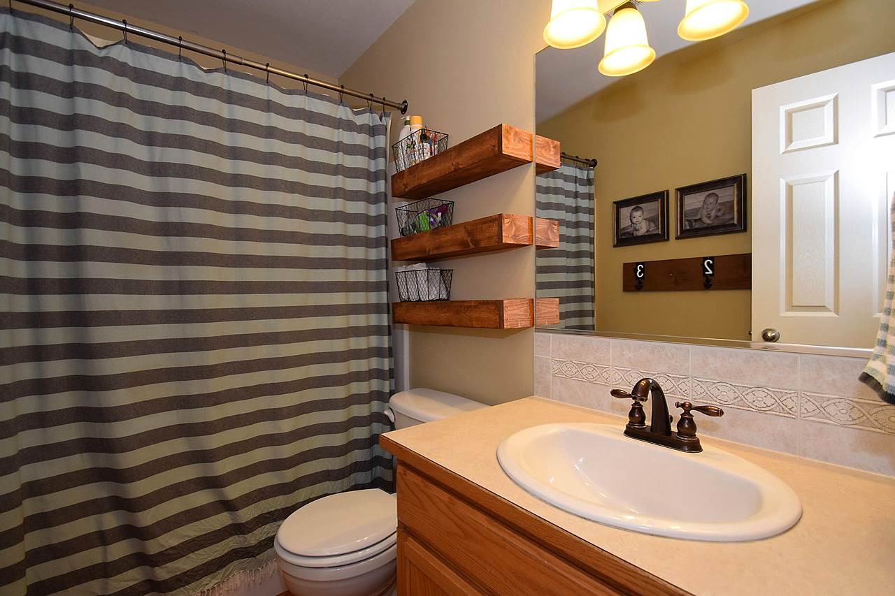18022 North Astor Street Colbert, WA 99005 - Photo 13 of 20