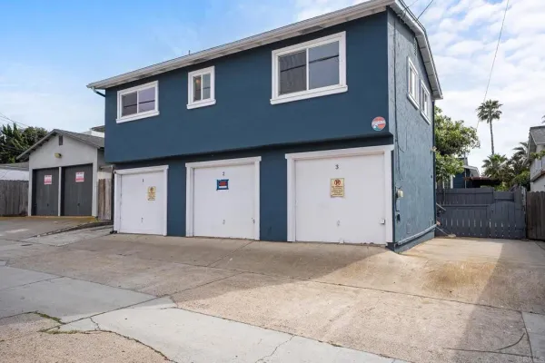 $2,450,000 | 4776 Del Monte Avenue, San Diego, CA 92107