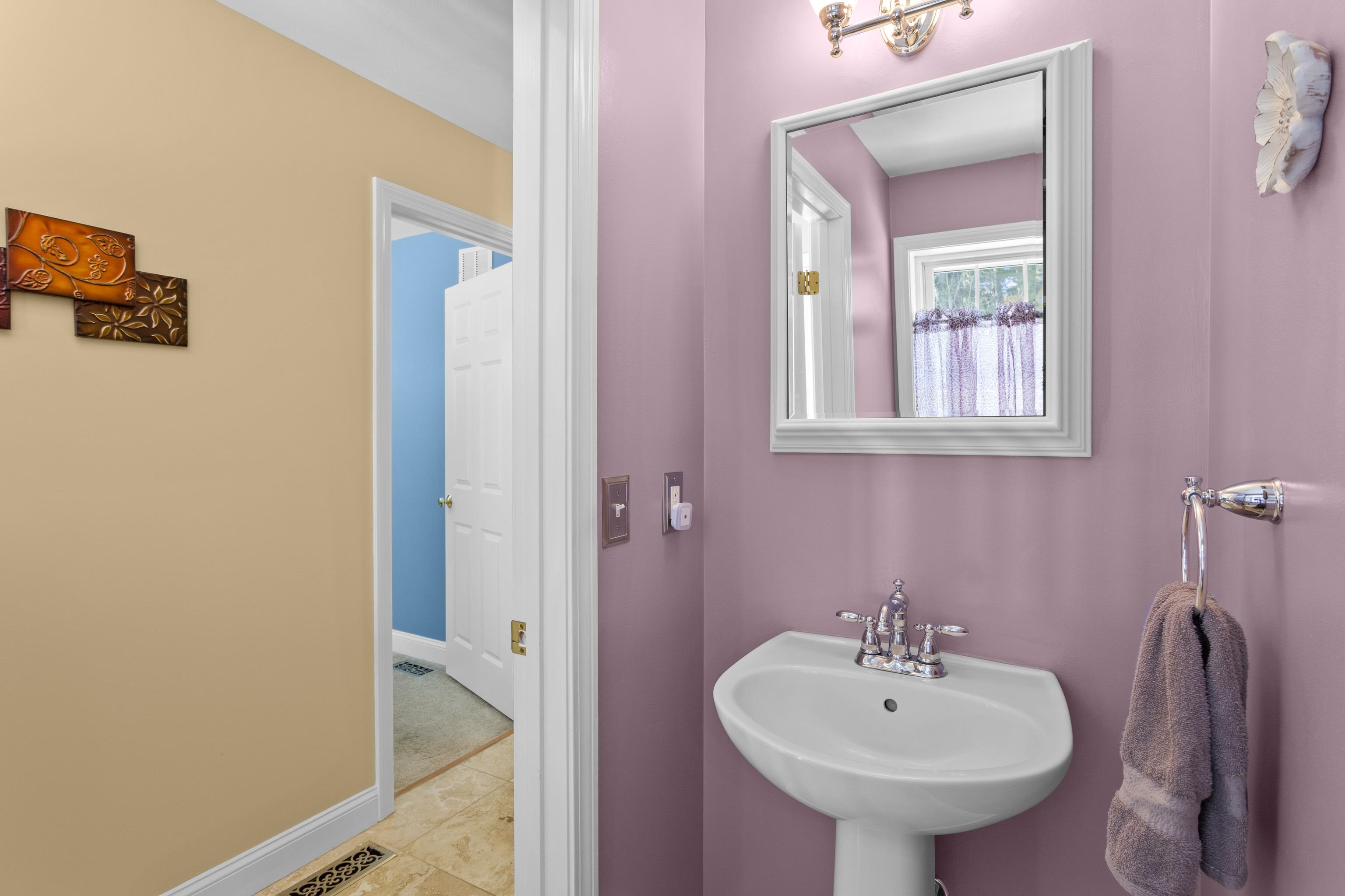 36 Hibiscus Way Nashua, NH 03062 - Photo 34 of 60