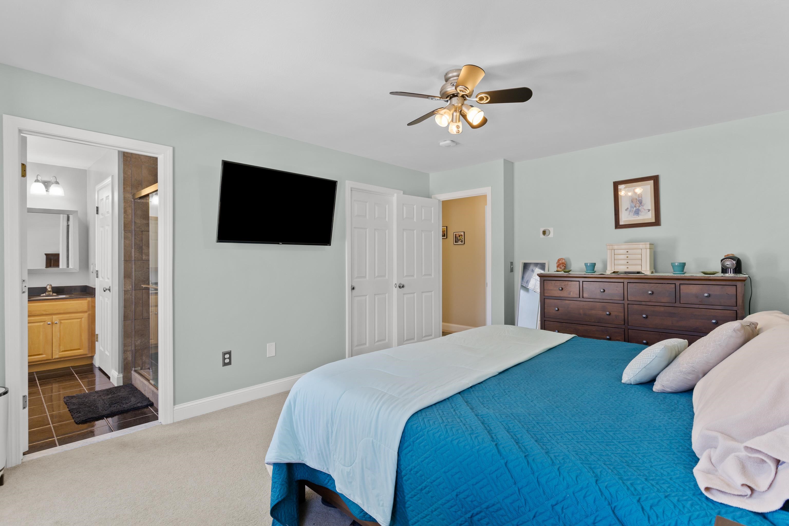 36 Hibiscus Way Nashua, NH 03062 - Photo 39 of 60